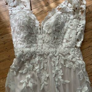 Allure Bridals 9816 New With Tags Elegant White Floral Lace Dress